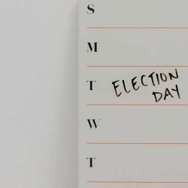 Calendar with marked days, symbolizing the process of building a consistent habit.